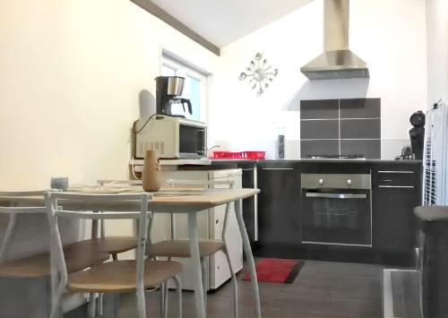 Vierville-sur-Mer Apartment | Studio charmant à Vierville-sur-Mer - 30m² avec jardin