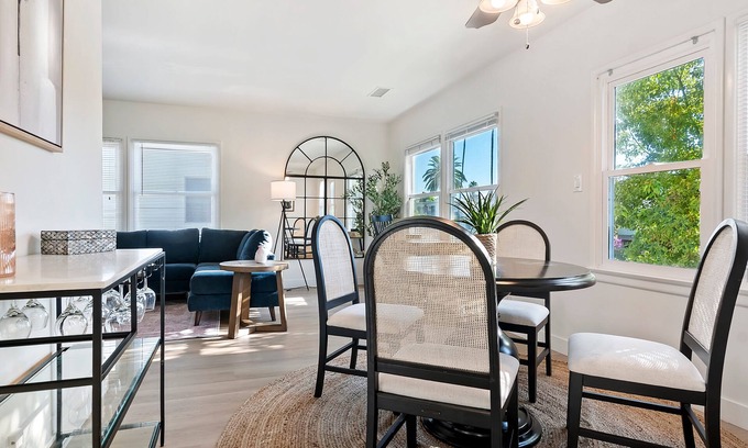 Studio City Apartment | Studio City - Chic 1-bed/1-bath, pets ok, WiFi, AC - near Universal Studios