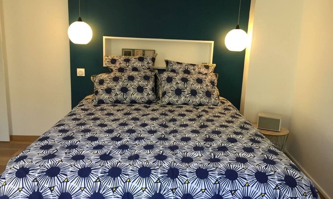 Fecamp Apartment | Studio-City-Ensuite with Shower