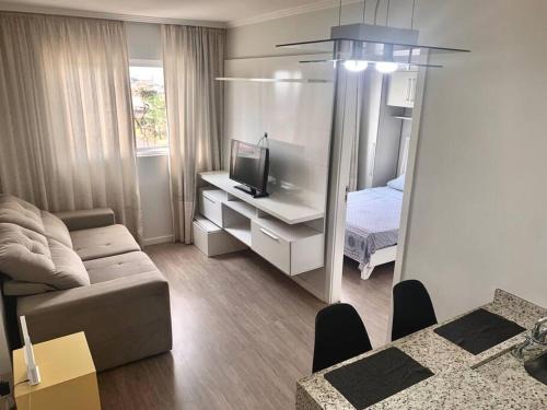 Novo Mundo Apartment | Studio completo & ótima localização central