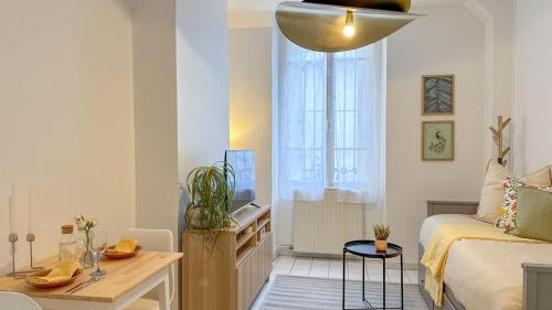 Quartier du Pont-de-Flandre Apartment | Studio Cosy à Deux Pas du Canal