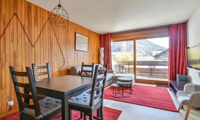 Morzine Apartment | Studio cosy au centre de Morzine - balcon sud, proche remontées mécaniques - 4 pers - FR-1-684-43