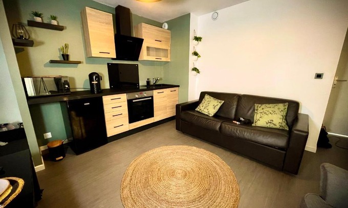 Le Hameau Apartment | Studio Cosy de 18M2