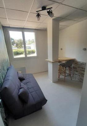 Bourbonne-les-Bains Apartment | Studio cosy en rez-de-chaussée