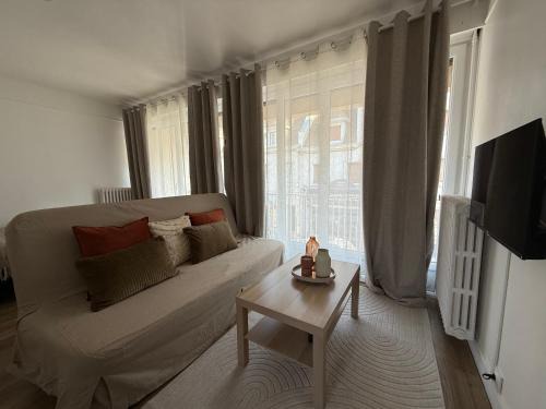 Louviers Apartment | Studio cosy en hypercentre de Louviers