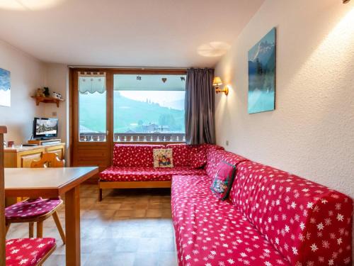 La Clusaz Apartment | Studio cosy proche pistes et commerces, garage inclus, balcon exposé sud - FR-1-304-38