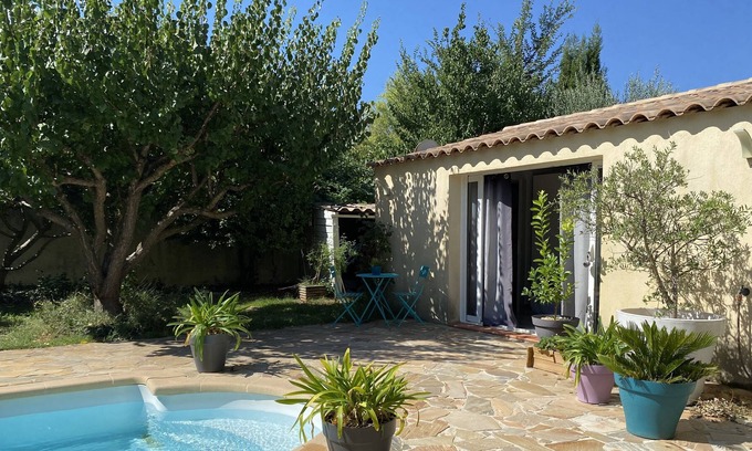 Pourcieux Apartment | Studio Dans Jardin Privatif au Cœur du var