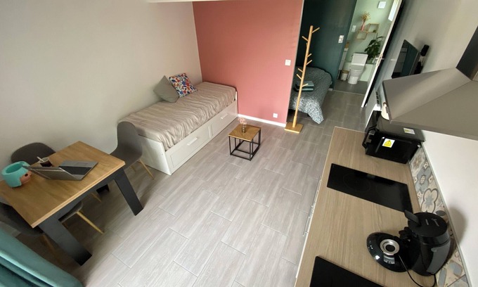 Mauges-sur-Loire Apartment | Studio de la Baroud'Family - In the countryside of the Loire Valley