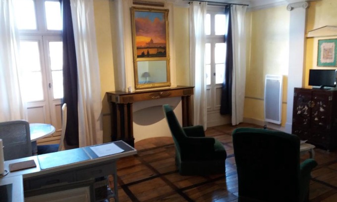 Grenade-sur-l'Adour Apartment | Studio de Tourisme Tilleuls