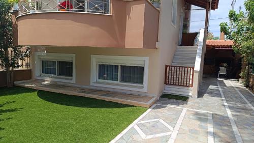 Nea Makri Apartment | Studio Dionel