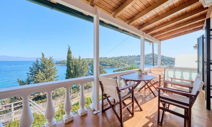Paxos Apartment | Studio 'Dolphin 2' with Sea View, Wi-Fi and Air Conditioning