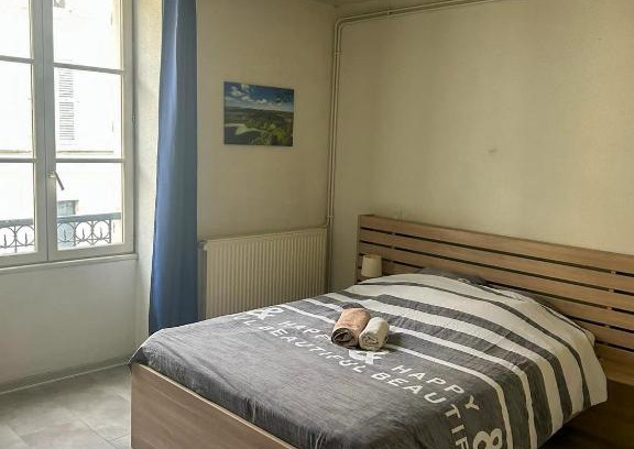 Lons-le-Saunier Apartment | Studio du Jura