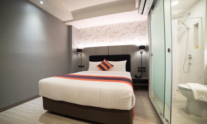 Phra Khanong Nuea Hotel | Studio Ekamai
