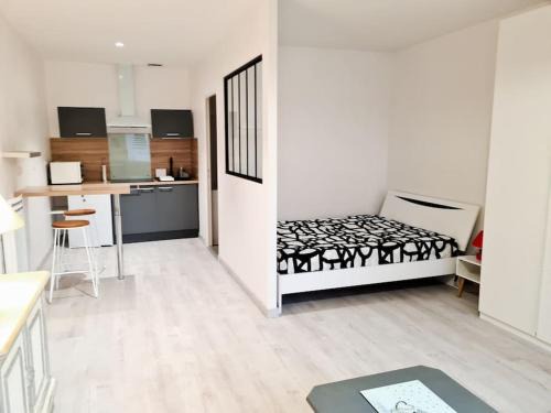 Montlucon Apartment | Studio en centre ville