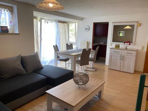 Zandt Apartment | Studio-Ferienhaus mit Gartenumzäunung für Hunde