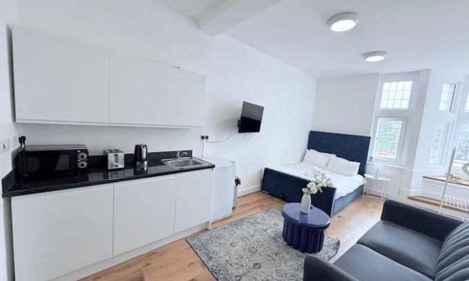 Childs Hill Apartment | Studio Flat 2 in Golders Green
