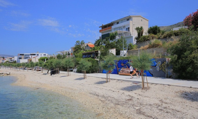 Podstrana Apartment | Studio flat near beach Podstrana, Split (AS-19987-a)