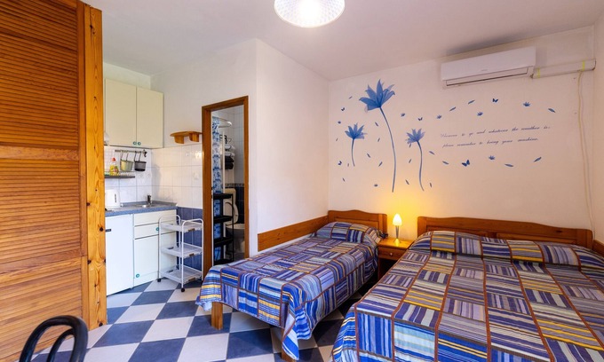 Sucuraj Apartment | Studio flat with balcony Sućuraj, Hvar (AS-6852-f)