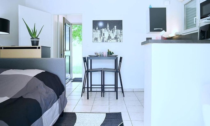 Leguevin Apartment | Studio fonctionnel à proximité de Toulouse