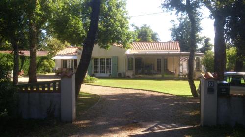 Dolus-d'Oleron House | Studio