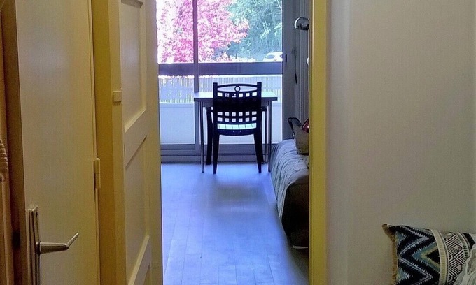 Saint-Georges-de-Didonne Apartment | Studio 2 minutes' walk from the beach, close to all amenities