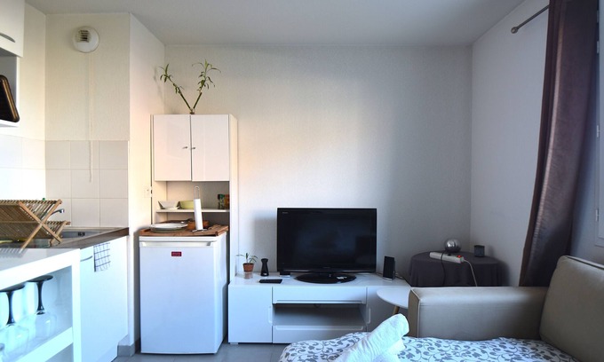 Gares Apartment | Studio Gare St Roch 1er étage - Air Rental