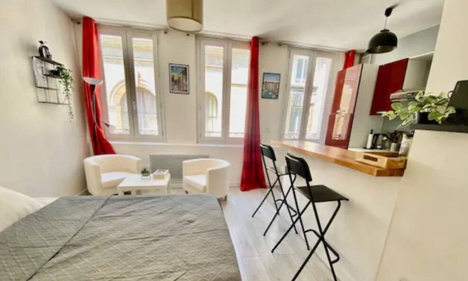 Gare-Jouvenet Apartment | Studio Grand Champ des Oiseaux