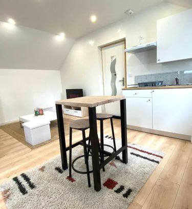 Guingamp Apartment | Studio guingamp