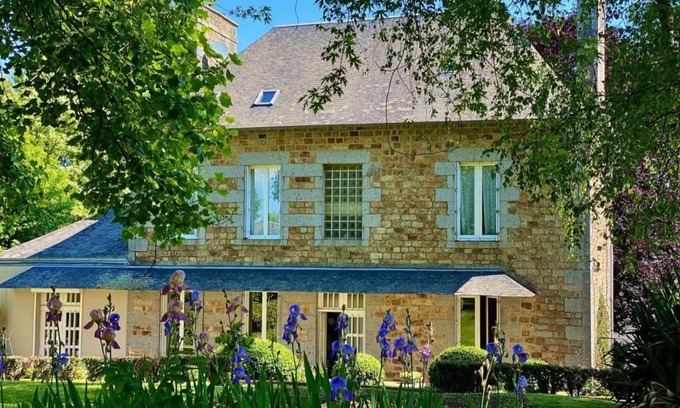 Isigny-le-Buat House | Studio Gypsy