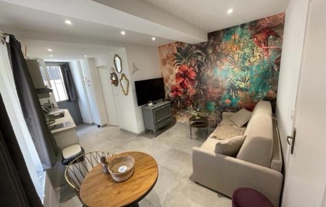 Portiragnes Apartment | Studio Hirondelle