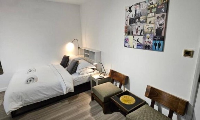 Cathedrals Apartment | Studio in central Londonn