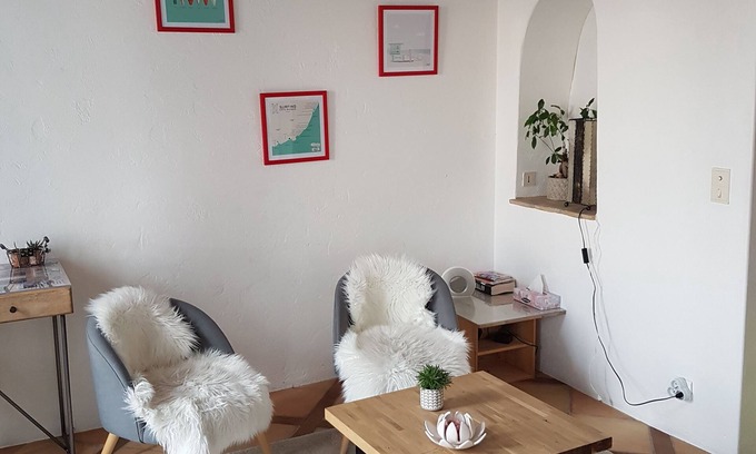 Chateauneuf-Grasse Apartment | Studio in village house in Chateauneuf-Grasse