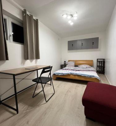 Joinville-le-Pont Apartment | Studio indépendant plein pied avec mezzanine