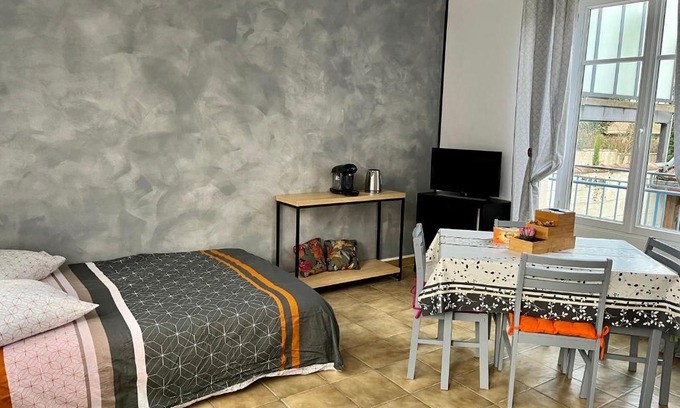 Haussonville-Blandan-Mon Desert-Saurupt Apartment | Studio indépendant dans maison individuelle