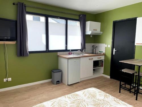 Andilly Apartment | Studio indépendant