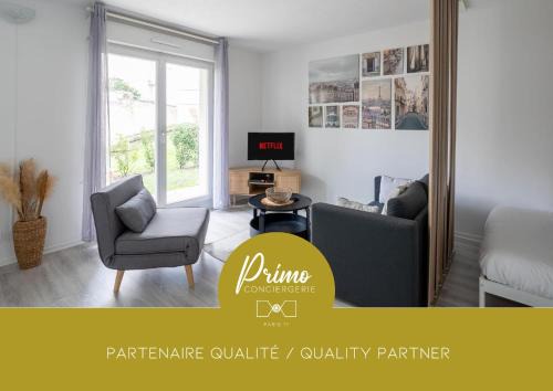 Le Bourget Apartment | Studio JadOr gare RER B Le Bourget - Paris aeroport Charles de Gaulle