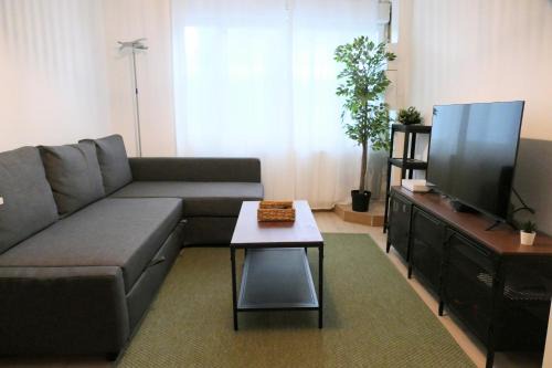 Rouen City Centre Apartment | Studio jardin de l'hôtel de ville