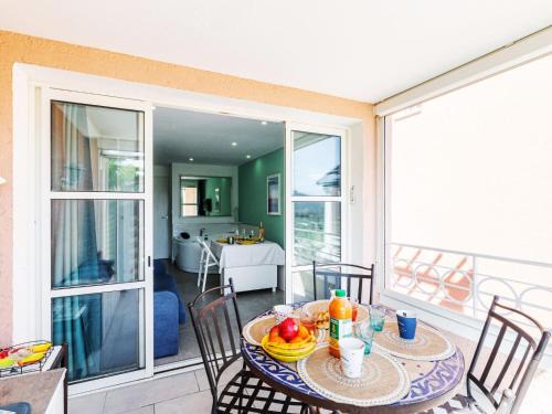 Le Dramont Apartment | Studio L'Esquinade P1 101 by Interhome