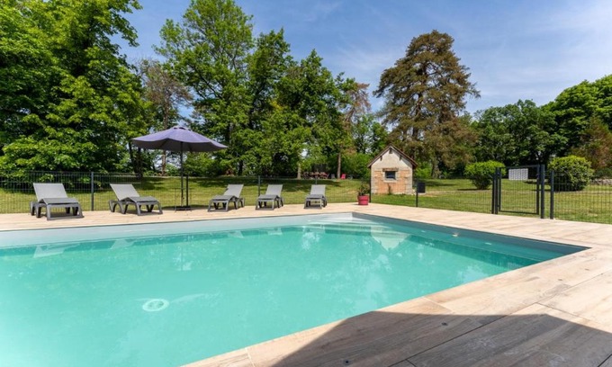 La Chatelaine Apartment | Studio Lac chalain 30 m2 piscine chauffe