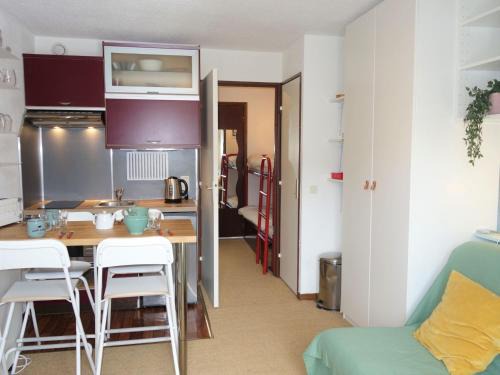 Demi-Quartier Apartment | Studio Le Sapin by Interhome