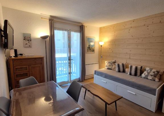 Saint-Etienne-de-Tinee Apartment | Studio Les 3 Lys Auron