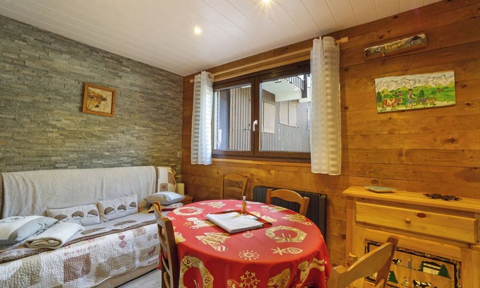 Villarodin-Bourget Apartment | Studio 'Les Airelles 32' with Mountain View and Wi-Fi