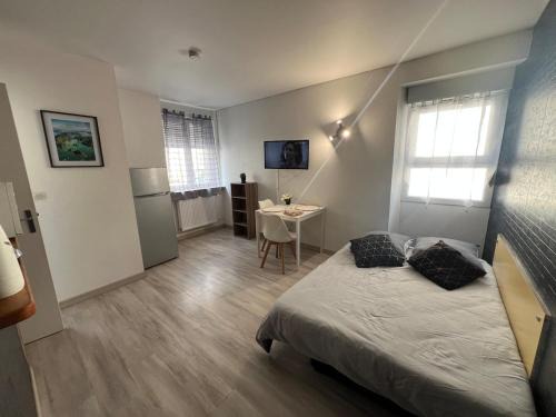 Mont d'Arene Apartment | Studio meublé proche gare et centre ville