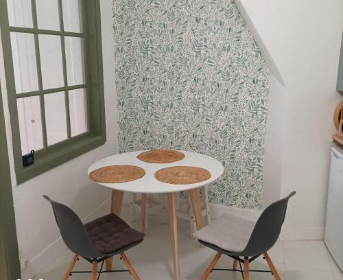 Besancon Apartment | studio mimi
