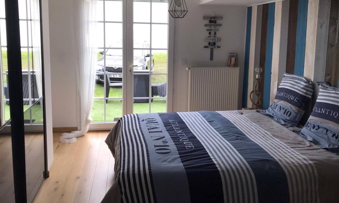 Biganos Bed & Breakfast | Studio near Arcachon