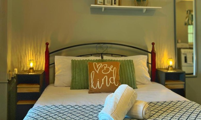 Black Rock Apartment | Studio One