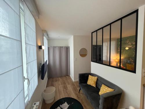 Lorient Apartment | STUDIO OSAKA - HYPER CENTRE LORIENT