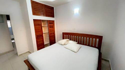 Libreville Apartment | Studio ovangi bis