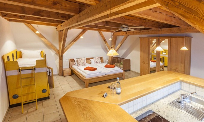 Aulendorf Apartment | Studio Panorama, 150 qm, 1 Wohn-/Schlafbereich, max. 2 Erwachsene und 3 Kinder