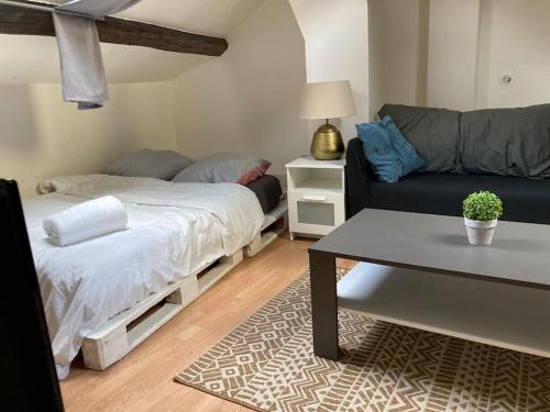 Parc-de-Montsouris Apartment | Studio Place d’Italie/Denfert-Rochereau